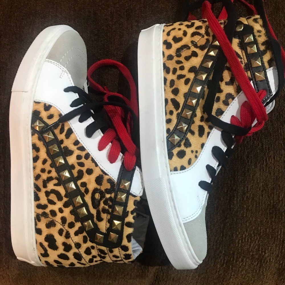 STEVE MADDEN NEW Size 9 Fashion High Tops - Picture 1 of 7